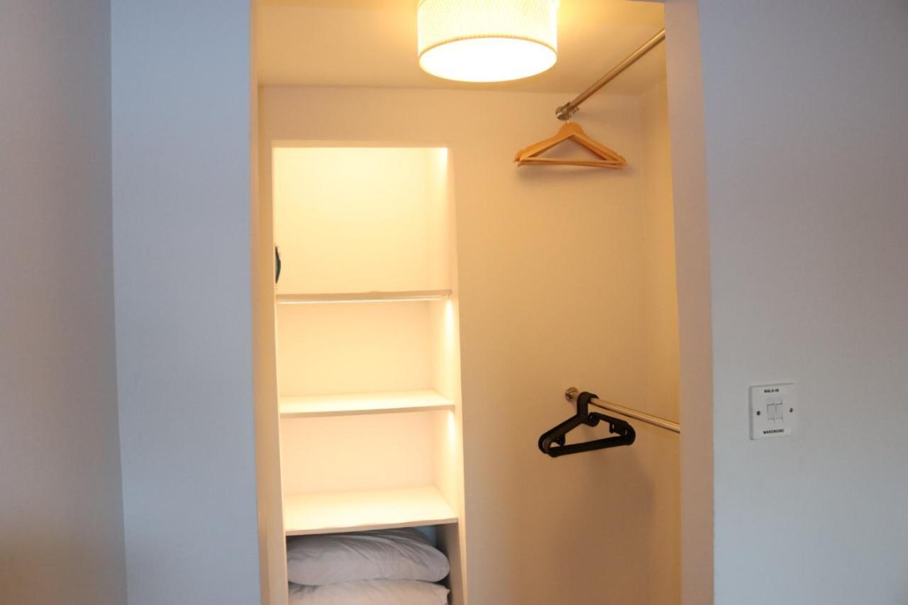 Garland Modern Apartment With Private Garden & Parking Dartford 5 Екстер'єр фото