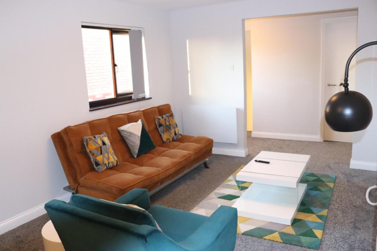 Garland Modern Apartment With Private Garden & Parking Dartford 5 Екстер'єр фото