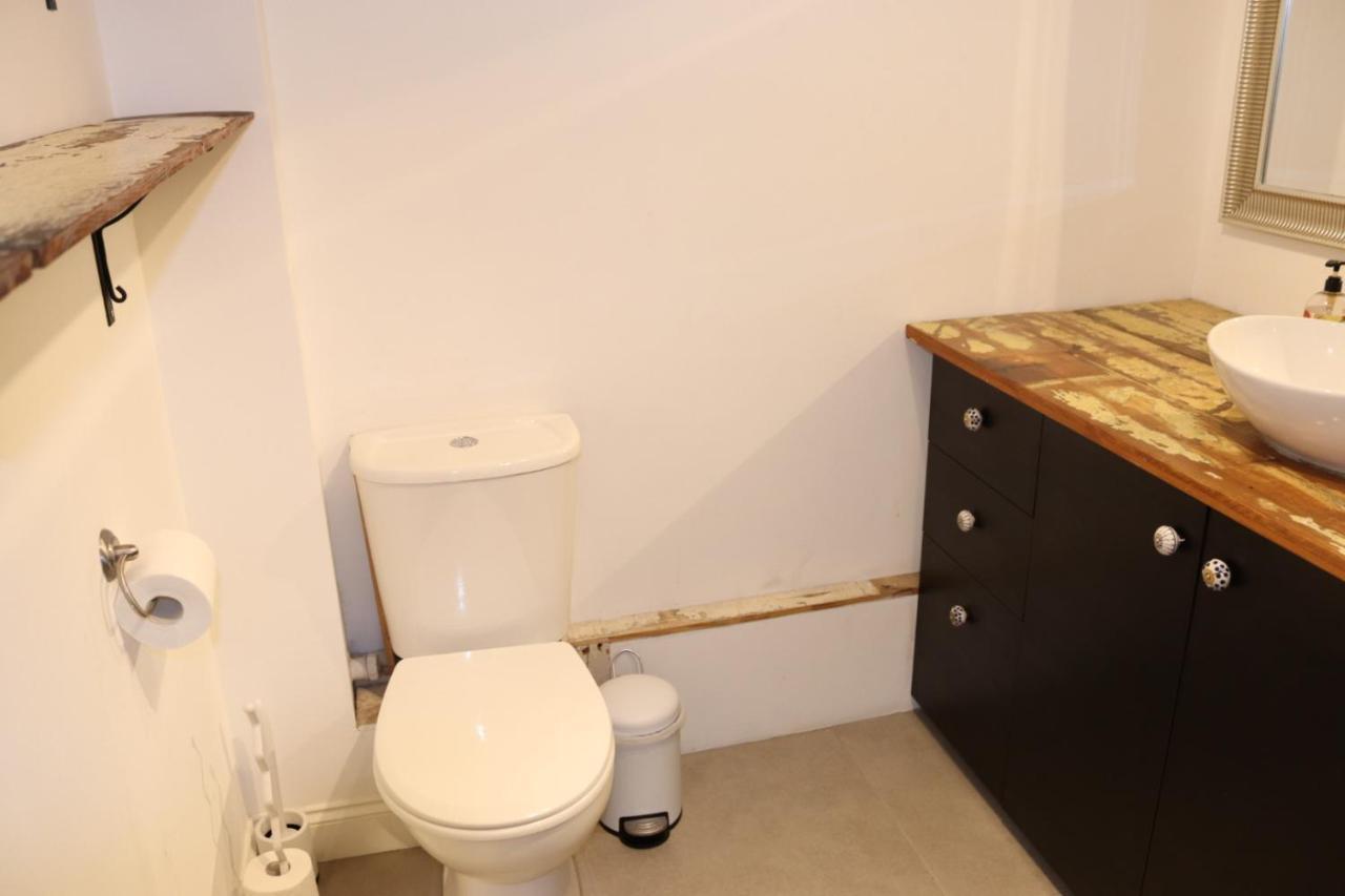Garland Modern Apartment With Private Garden & Parking Dartford 5 Екстер'єр фото