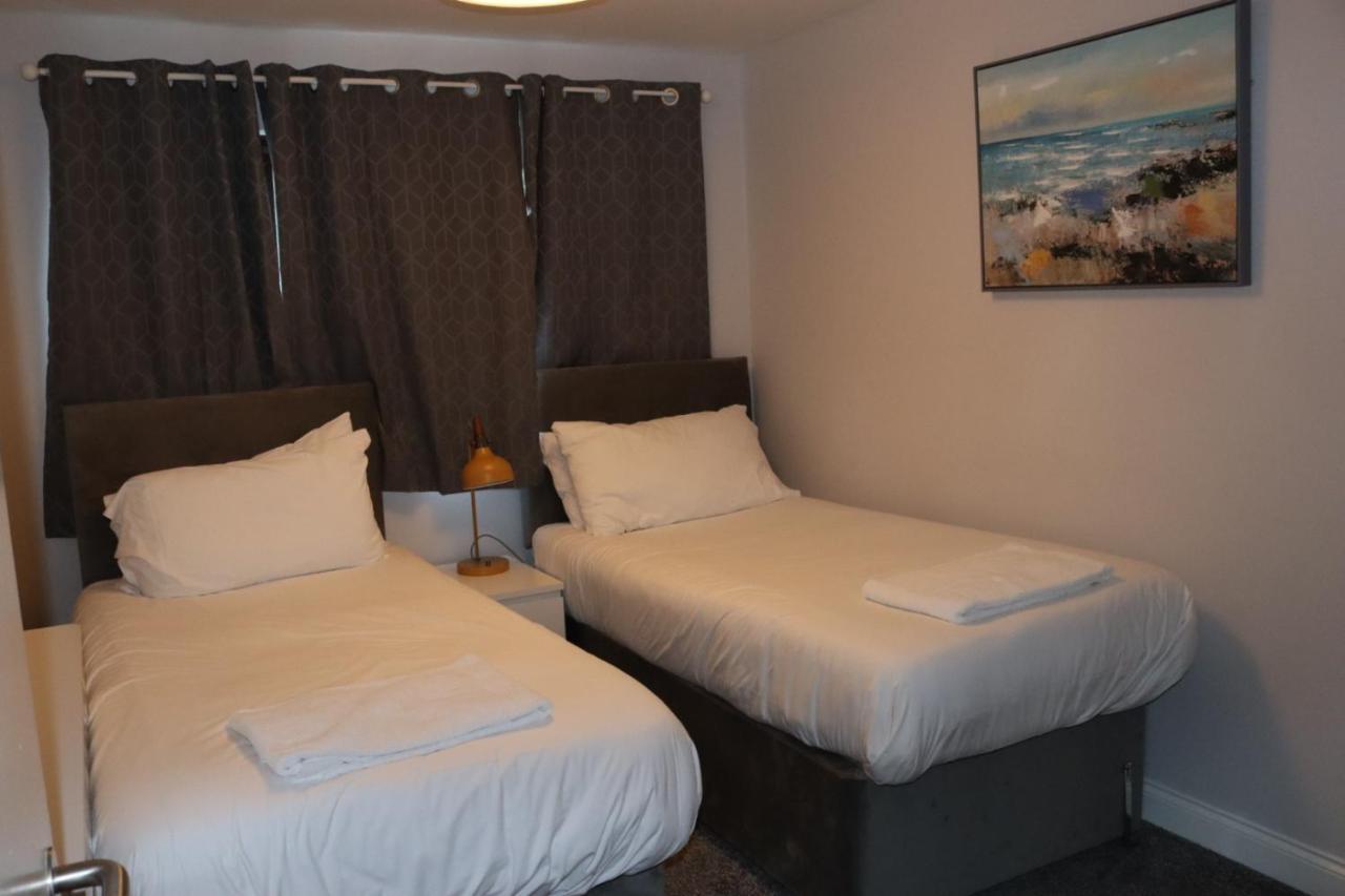 Garland Modern Apartment With Private Garden & Parking Dartford 5 Екстер'єр фото