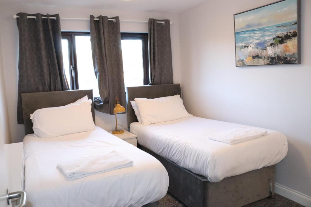 Garland Modern Apartment With Private Garden & Parking Dartford 5 Екстер'єр фото