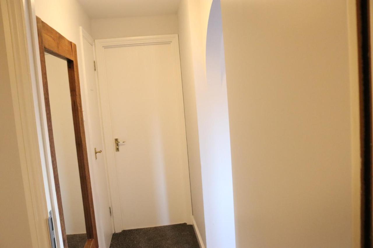 Garland Modern Apartment With Private Garden & Parking Dartford 5 Екстер'єр фото