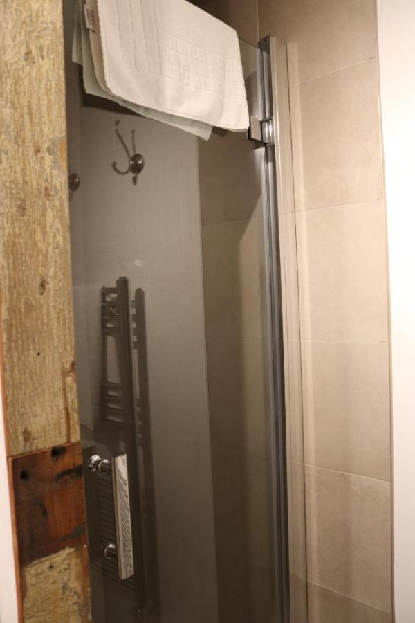 Garland Modern Apartment With Private Garden & Parking Dartford 5 Екстер'єр фото