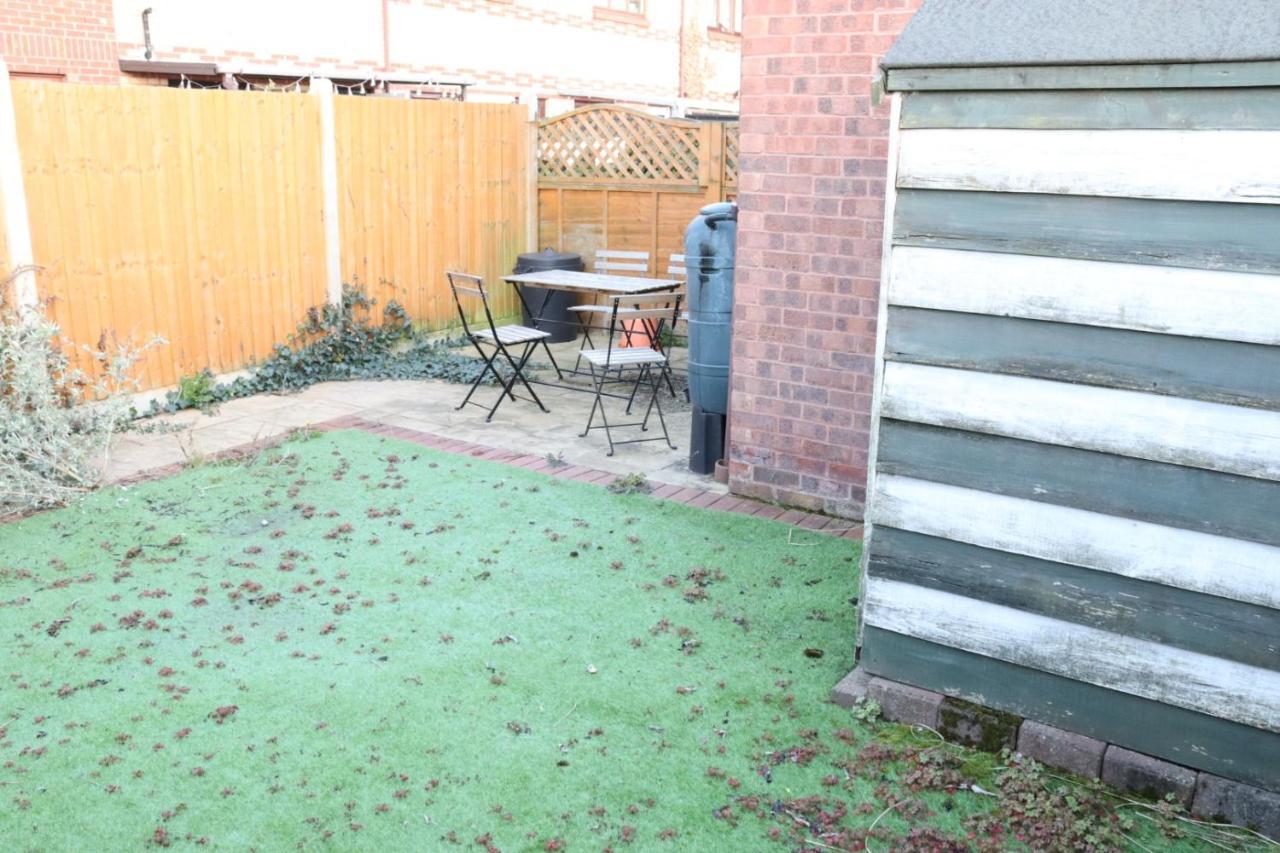 Garland Modern Apartment With Private Garden & Parking Dartford 5 Екстер'єр фото
