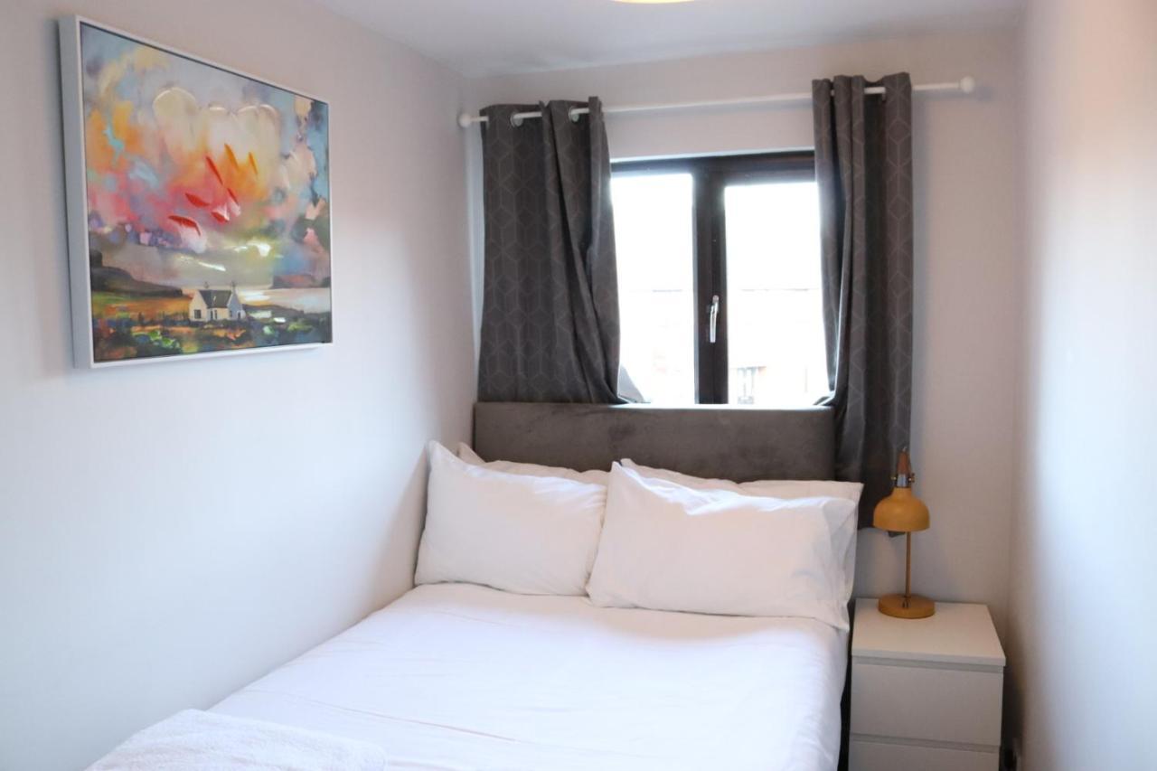 Garland Modern Apartment With Private Garden & Parking Dartford 5 Екстер'єр фото